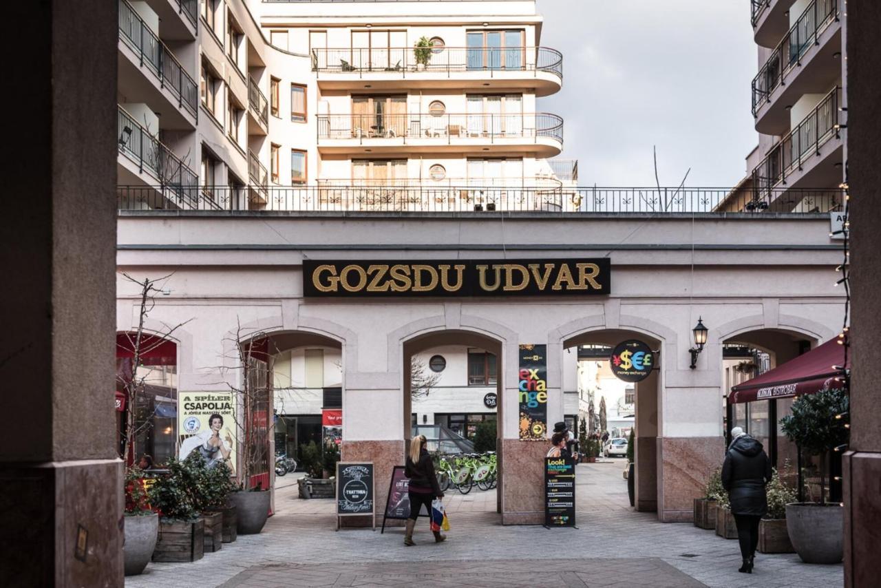 Cloud Apartment Gozsdu Budapeste Exterior foto